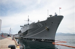 Tàu Hải quân và tàu Tuần duyên Hoa Kỳ thăm xã giao tỉnh Khánh Hòa