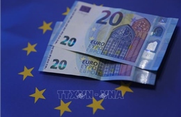 Đồng euro yếu - công cụ để châu Âu ứng phó với thuế quan mới của Mỹ?