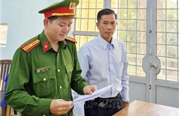 Khởi tố nguyên Giám đốc Văn phòng Đăng ký đất đai ở An Giang