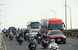 Cửa ngõ TP Hồ Chí Minh đông xe nhưng không ùn tắc kéo dài