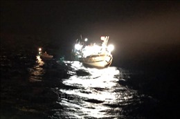 Kịp thời cứu 6 thuyền viên gặp nạn trên biển