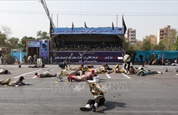 Hàng nghìn người dự lễ tang các nạn nhân trong vụ tấn công tại Iran