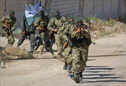 Syria: Liên minh nổi dậy bác tin rút vũ khí ra khỏi miền Bắc