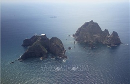 Chìm tàu cá 48 tấn của Hàn Quốc do va chạm tàu cá Nhật Bản ngoài khơi quần đảo tranh chấp