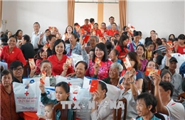 Doanh nghiệp TP Hồ Chí Minh chăm lo Tết cho hàng ngàn gia đình khó khăn