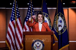 Chủ tịch Hạ viện Mỹ Nancy Pelosi phản đối luận tội Tổng thống Donald Trump