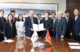 Đại học Quốc gia Incheon ký thỏa thuận cấp học bổng cho sinh viên Việt Nam