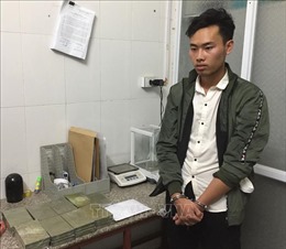 Bắt quả tang vận chuyển 17 bánh heroin tại Mộc Châu, Sơn La