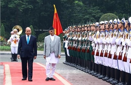 Thủ tướng Nguyễn Xuân Phúc đón và hội đàm với Thủ tướng Nepal 