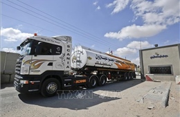 Israel cho phép vận chuyển nhiên liệu vào Dải Gaza