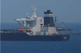 Gibraltar bắt giữ thuyền trưởng và một sĩ quan trên tàu chở dầu Iran