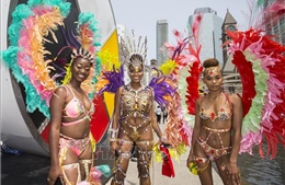 Tưng bừng lễ hội hóa trang Carnival Toronto