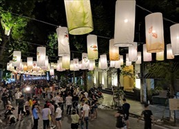 Rực rỡ Tết Trung Thu truyền thống trên phố Bích hoạ của Thủ đô