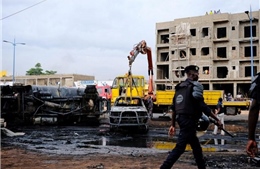 Nổ xe chở dầu ở Mali, 52 người thương vong
