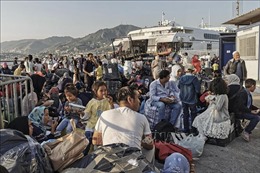  Đóng cửa ba trại tị nạn lớn nhất Hy Lạp