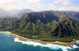 Trực thăng du lịch chở 7 người tại Hawaii mất tích