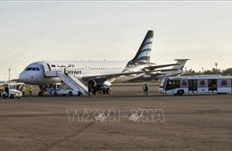 Sân bay quốc tế Mitiga ở Lybya tạm ngừng hoạt động do các cuộc không kích