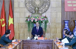 Thủ tướng kiểm tra công tác ứng trực sẵn sàng chiến đấu tại Quân khu 5