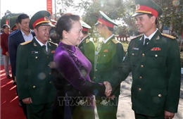 Chủ tịch Quốc hội thăm, chúc Tết tại Bộ chỉ huy Quân sự tỉnh Đắk Lắk