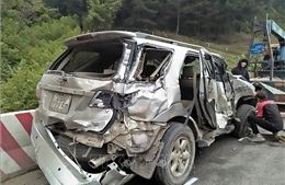 Tai nạn ô tô liên hoàn trên Quốc lộ 6 ở Sơn La