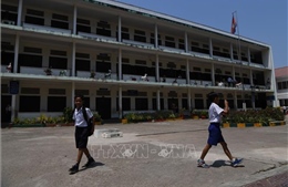 Campuchia tiếp tục đóng cửa các trường học để ngăn chặn dịch COVID-19