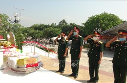 An táng 26 hài cốt liệt sỹ quân tình nguyện và chuyên gia Việt Nam hy sinh tại Lào
