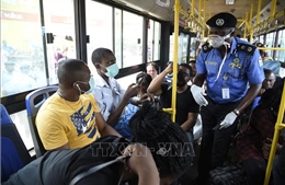 Thị trưởng Lagos cảnh báo nguy cơ tái áp đặt lệnh phong tỏa