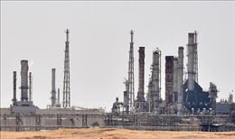 Saudi Arabia và Kuwait cắt giảm thêm sản lượng để bình ổn thị trường dầu mỏ