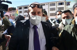 Bộ trưởng Y tế Bolivia bị bắt do liên quan tới bê bối mua máy trợ thở