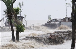 Pakistan sơ tán hàng nghìn người trước khi bão đổ bộ
