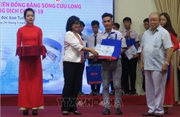 Trao học bổng 'Tiếp sức đến trường' cho học sinh, sinh viên bị ảnh hưởng dịch COVID-19