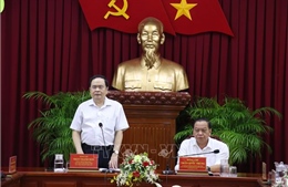 Đồng chí Trần Thanh Mẫn kiểm tra việc thực hiện Chỉ thị 35 tại thành phố Cần Thơ