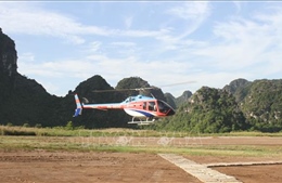 Tour bay trải nghiệm ngắm danh thắng Tràng An từ trực thăng