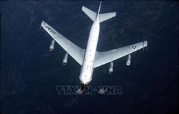 Máy bay chiến đấu của Nga chặn máy bay quân sự của Mỹ tại Biển Đen