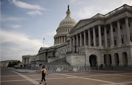 Mỹ: Lãnh đạo đảng Dân chủ đề nghị xét nghiệm SARS-CoV-2 tại Thượng viện