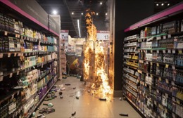 Brazil: Hơn 1.000 người tấn công đập phá siêu thị Carrefour