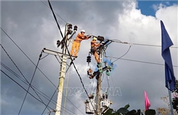 Quảng Nam khôi phục cấp điện đến các xã cuối cùng bị ảnh hưởng bão lũ