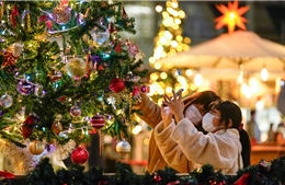 Người Nhật trải nghiệm mùa Giáng sinh an lành thời COVID-19