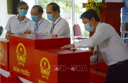 Hơn 23,6% cử tri Đà Nẵng đã bỏ phiếu trong giờ đầu tiên của Ngày hội non sông
