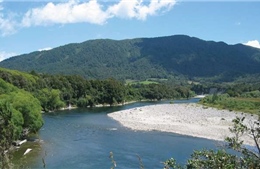 New Zealand: Lưu lượng nước đổ về sông Buller cao nhất trong gần 100 năm qua