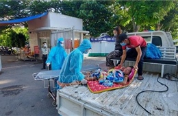 Công an phường kịp thời hỗ trợ người dân bị bệnh nặng đến bệnh viện cấp cứu