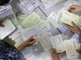 Bầu cử Chủ tịch đảng cầm quyền ở Nhật Bản phải bước vào vòng 2