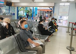 Các bệnh viện ở TP Hồ Chí Minh phục hồi công năng ban đầu ở trạng thái &#39;bình thường mới&#39;