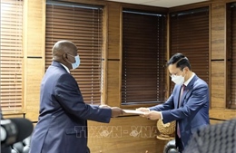 Việt Nam và Botswana cam kết thúc đẩy hợp tác song phương và đa phương
