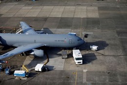 Boeing bàn giao chiếc may bay tiếp nhiên liệu trên không KC-46A đầu tiên cho Nhật Bản