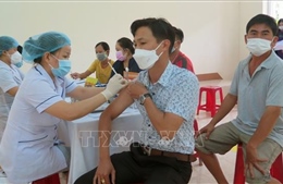 Phú Yên: Nỗ lực bao phủ vaccine nhằm sớm đạt miễn dịch cộng đồng