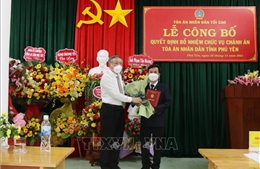 Trao Quyết định bổ nhiệm Chánh án Tòa án nhân dân tỉnh Phú Yên
