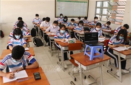 Học sinh THCS tại Long An trở lại trường học trực tiếp