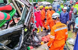 Tai nạn giao thông nghiêm trọng tại Indonesia khiến ít nhất 13 người thiệt mạng