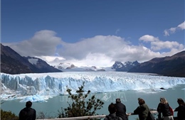 Vẻ đẹp kỳ vĩ của dòng sông băng vĩnh cửu ở miền Nam Argentina